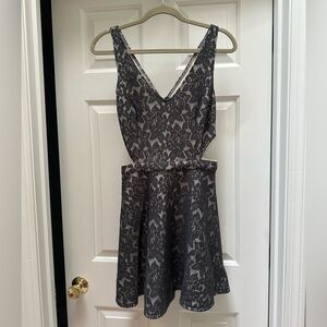 Abercrombie & Fitch Black and Tan V-Neck Fit and Flare Mini Dress